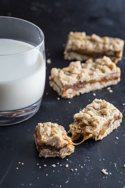 Post image for Caramel Pecan Bars