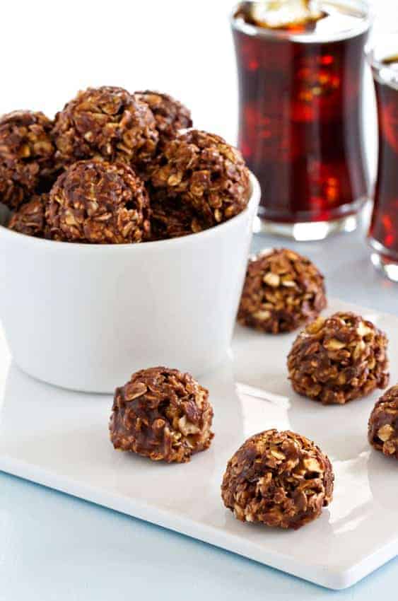 Chocolate Almond Butter Granola Bites are easy to make and the perfect afternoon pick-me-up!