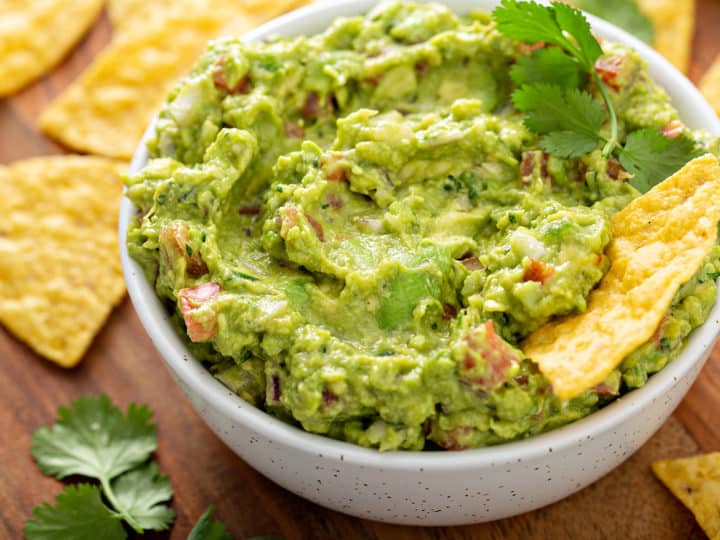 Easy Guacamole Recipe - Planted in the Kitchen