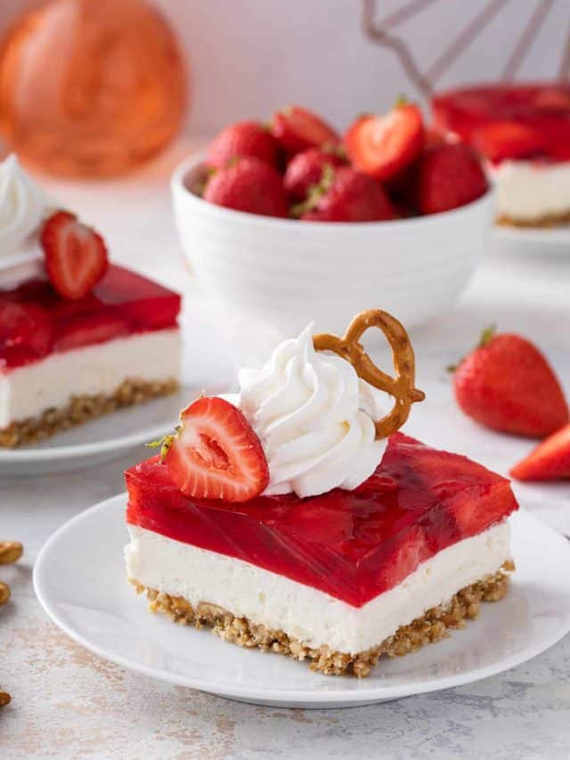 Strawberry Pretzel Salad - My Baking Addiction