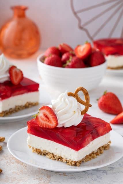 Strawberry Pretzel Salad | My Baking Addiction