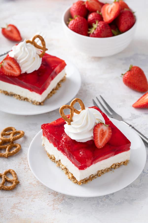 Strawberry Pretzel Salad | My Baking Addiction