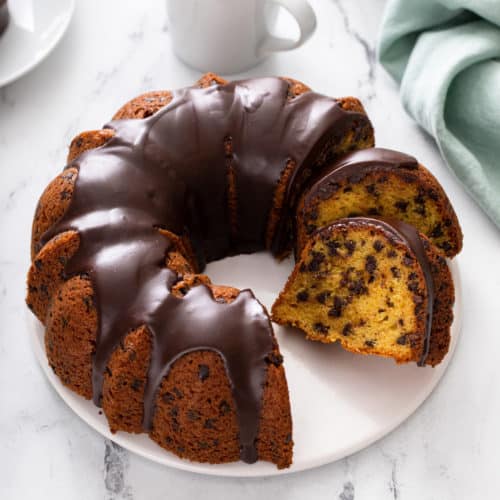 Easy Mini Bundt cakes in 25 flavor combinations (VIDEO) - Spatula Desserts