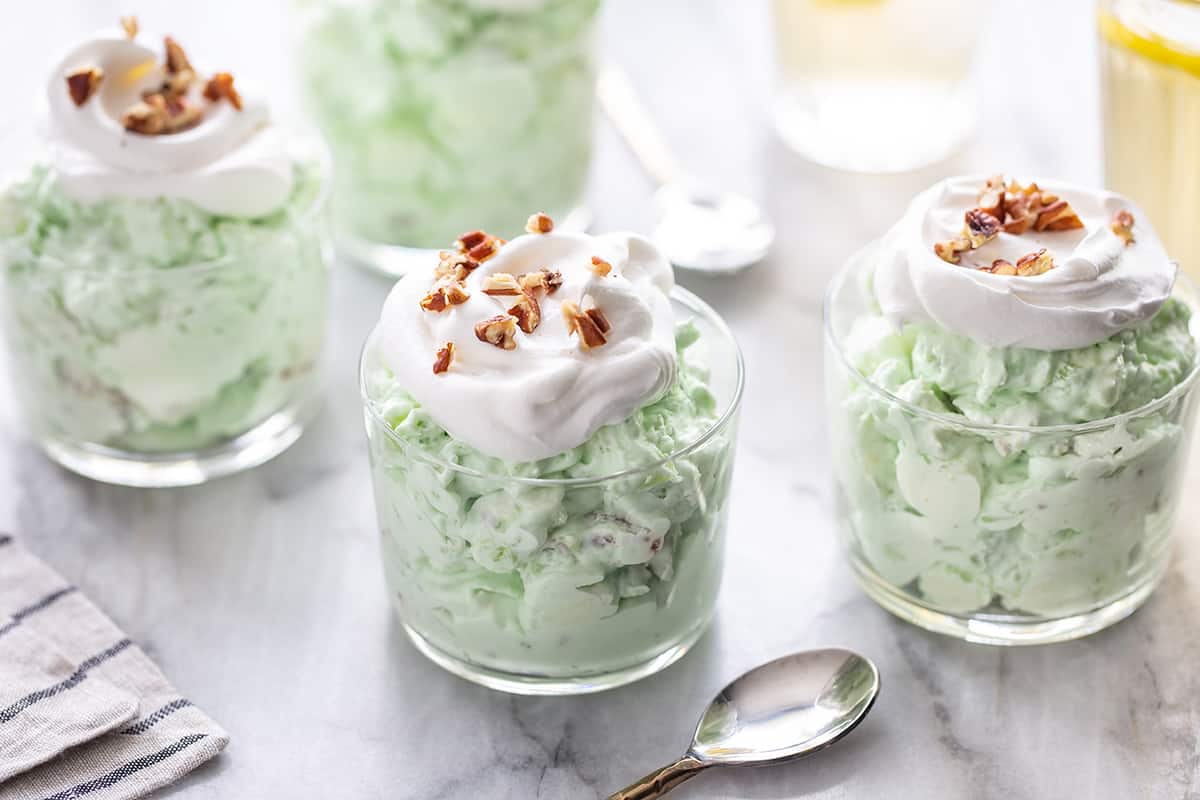 https://www.mybakingaddiction.com/wp-content/uploads/2015/04/watergate-salad-in-serving-bowls.jpg