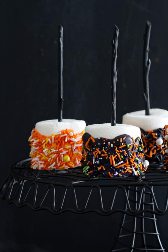 Halloween Marshmallow Pops | My Baking Addiction