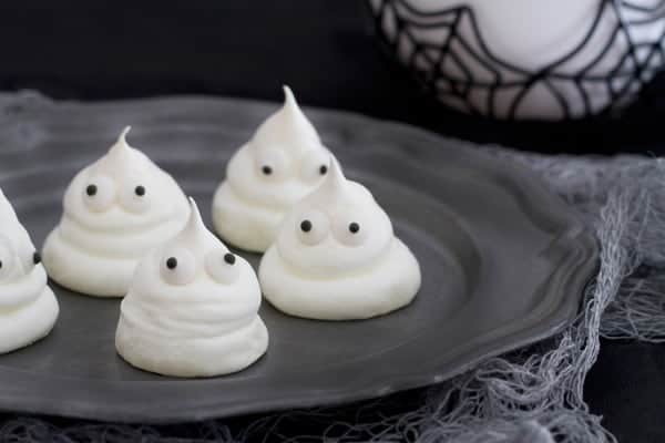 Meringue Ghosts are the sweet treat you won't be able to resist. Festive and totally fun.