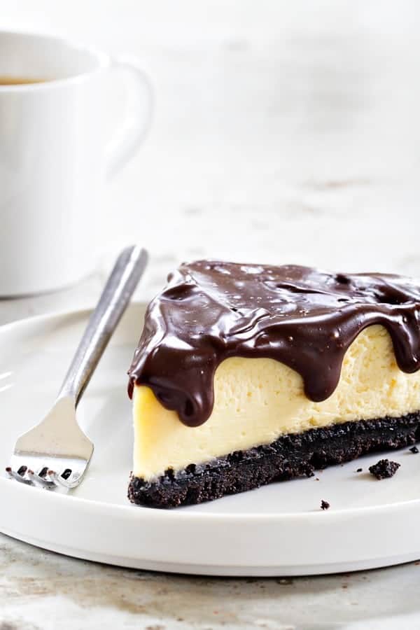 Baileys Irish Cream Cheesecake - My Baking Addiction