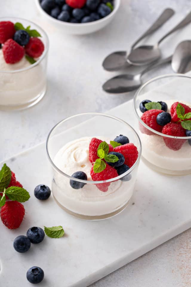 Easy White Chocolate Mousse - My Baking Addiction