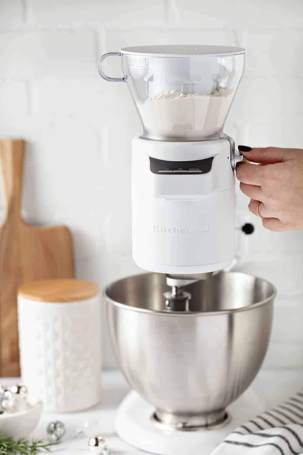 Stand mixer sifter and scale attachment 5KSMSFTA, KitchenAid