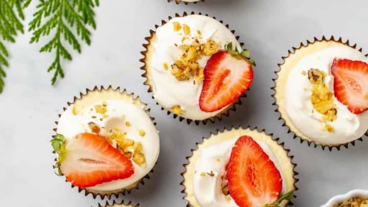 Mini Cheesecakes (So easy!) - My Baking Addiction