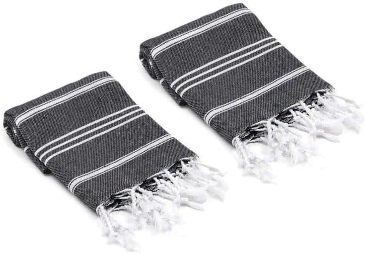 https://www.mybakingaddiction.com/wp-content/uploads/2019/11/Hand-Towels-735x509.jpg