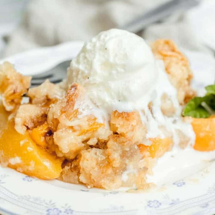 Easy Peach Cobbler 4 Ingredients My Baking Addiction