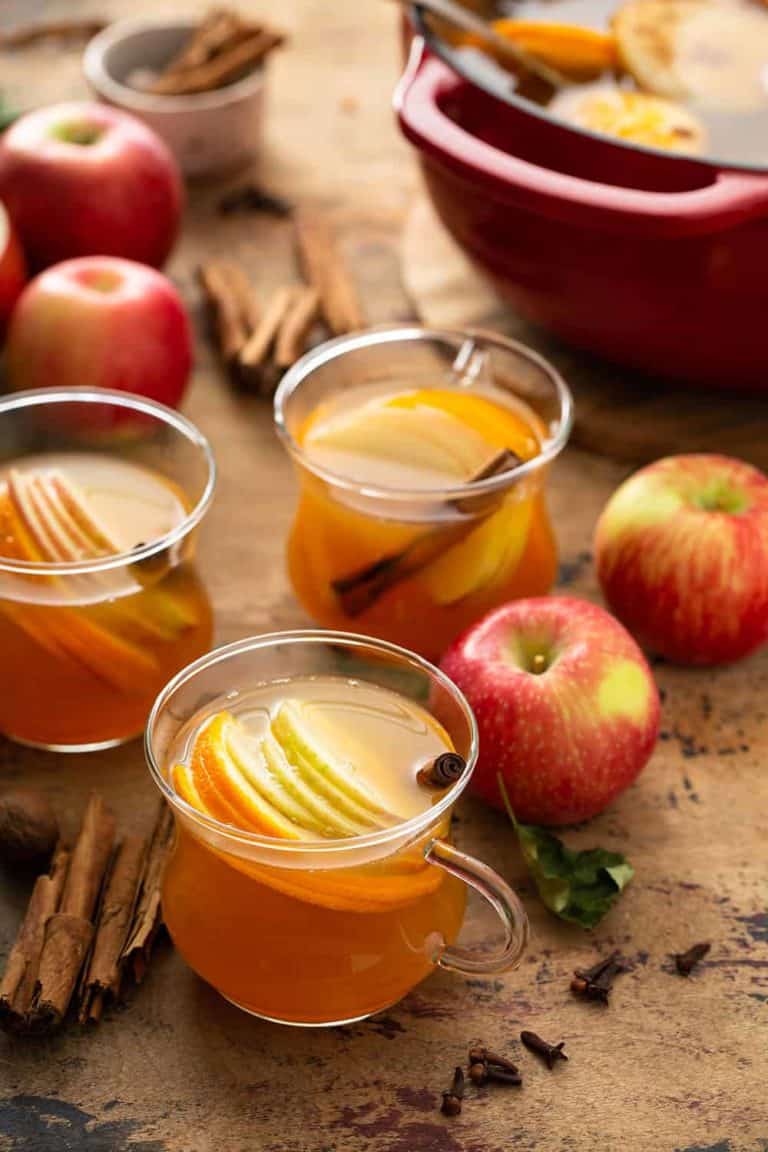 Wassail (Hot Mulled Cider Recipe) | My Baking Addiction