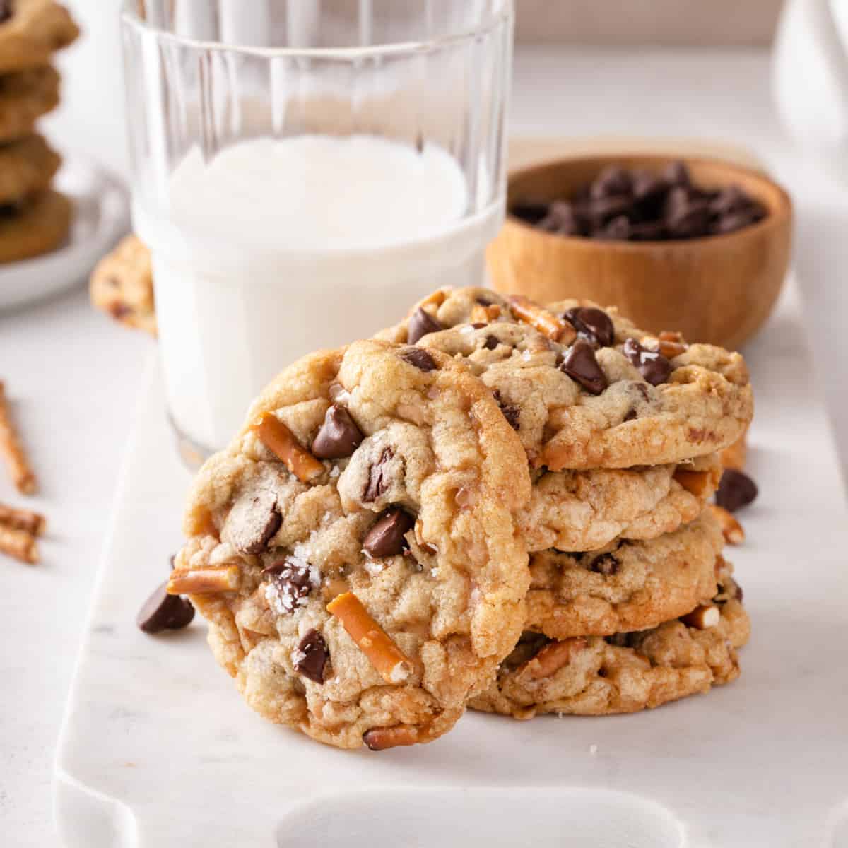 https://www.mybakingaddiction.com/wp-content/uploads/2023/01/kitchen-sink-cookies-and-milk-hero.jpg