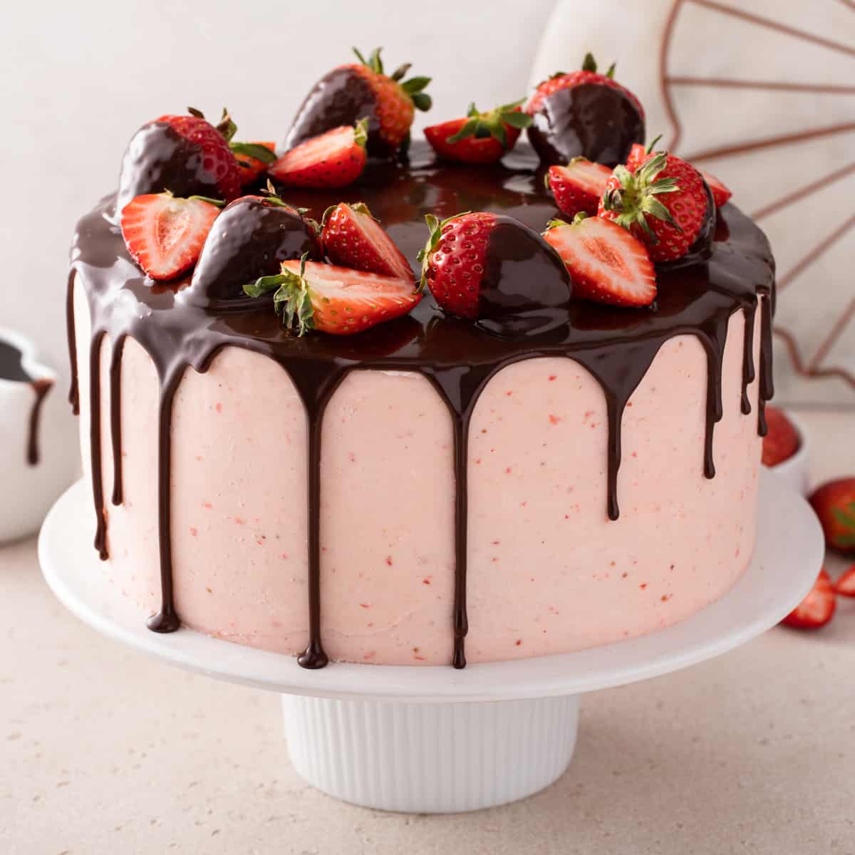 Strawberry Lover Cake (w/ Chocolate Covered Strawberries