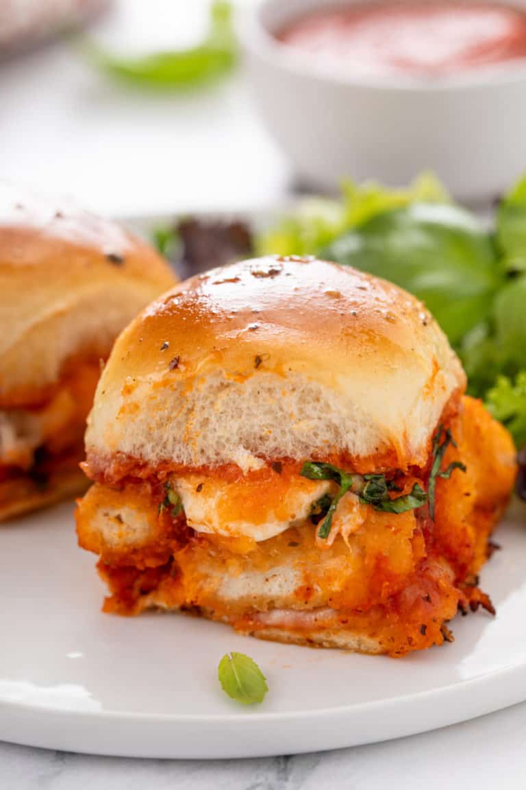 Chicken Parmesan Sliders - My Baking Addiction