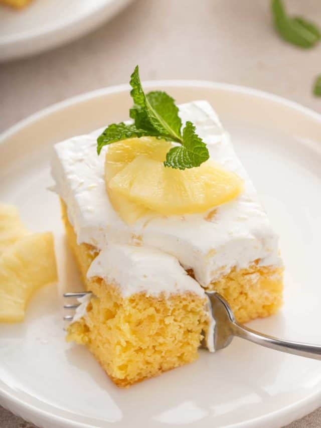 Super Simple Pineapple Cake