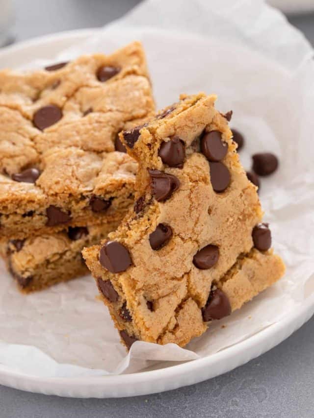 Easy Chocolate Chip Cookie Bars